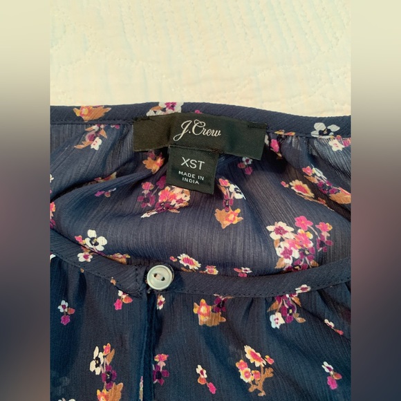 Jcrew Navy Floral Blouse - Size 2 Tall - Picture 6 of 8